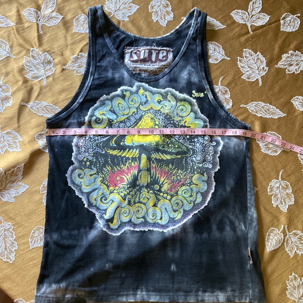 Sure tank Psychedelic mushroom art